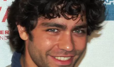 Adrian Grenier