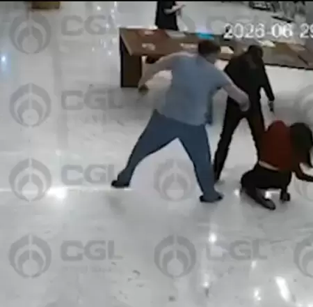 Empresario agrede a recepcionista de hotel