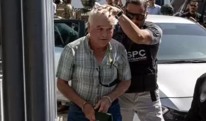 Ernesto Ruffo formaba parte de una red "colosal" de huachicol, se�ala Godoy.