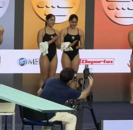 M�a y L�a Cueva conquistan el oro