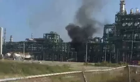 Incendio en Refiner�a Dos Bocas