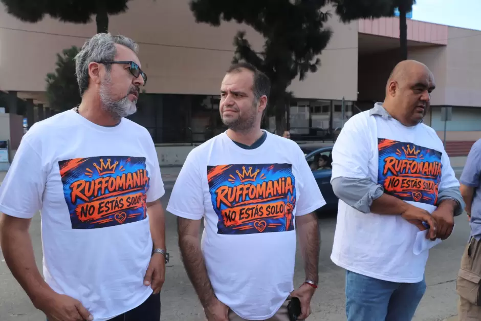 Se manifiesta para exigir liberación de Ruffo Appel; panista y expanistas denuncian a gobernadora