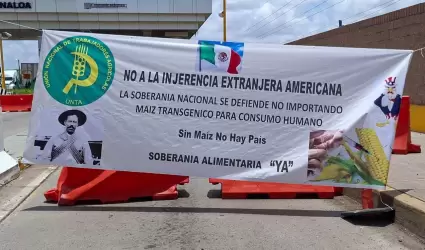 Bloqueo en caseta Cuatro Caminos, en Guasave