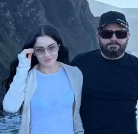 Jos� Eduardo Derbez, Paola Dalay