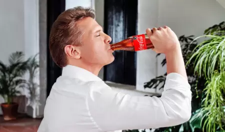 Luis Miguel y Coca-Cola celebran 100 a�os junto a M�xico