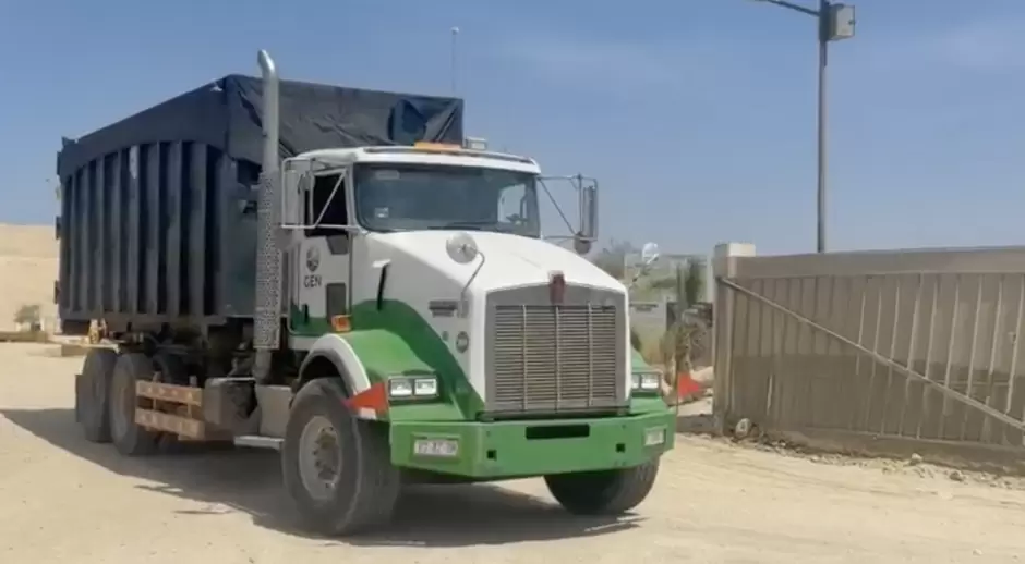 Madres buscadoras localizan restos humanos en basurero municipal de Tijuana y exigen su clausura