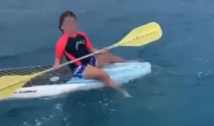Ni�a arrastrada mar adentro en La Paz
