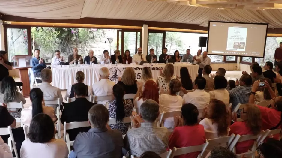 Se instala en BC comité plural que pide la libertad del exgobernador Ruffo Appel, preso en El Altiplano