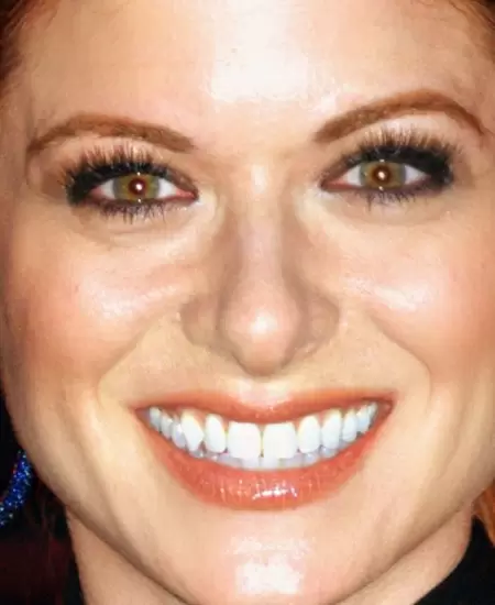 Debra Messing