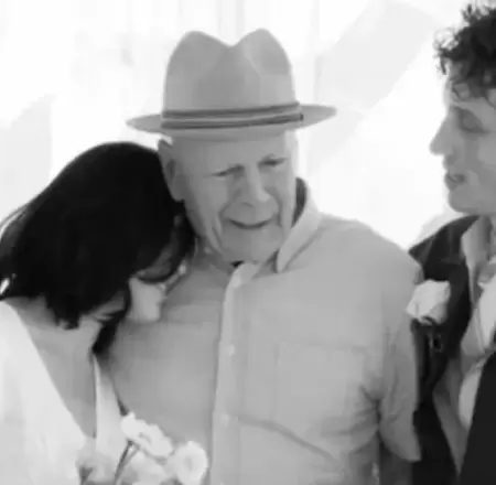 Bruce Willis estuvo presente en la boda de su hija