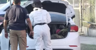 Cuatro cad�veres con huellas de violencia abandonados en veh�culos desatan alert