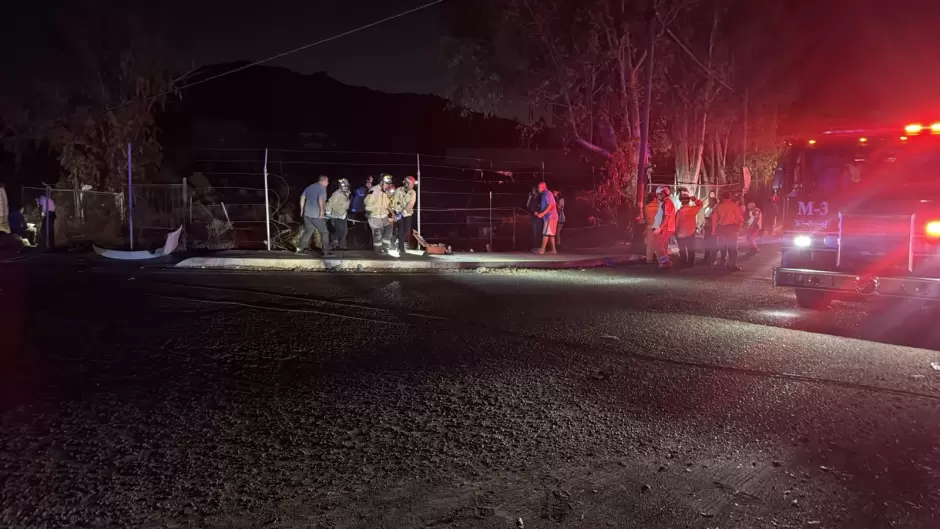 5 muertos y 17 heridos deja choque en el 2000 entre "Azul y Blanco" con un particular