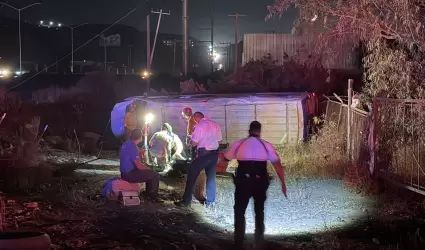 5 muertos y 17 heridos deja choque en el 2000 entre "Azul y Blanco" con un parti