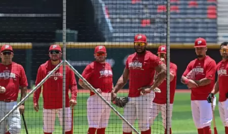 Diablos Rojos van contra Pericos
