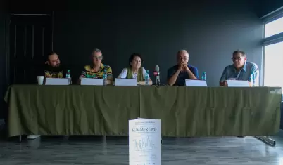 .