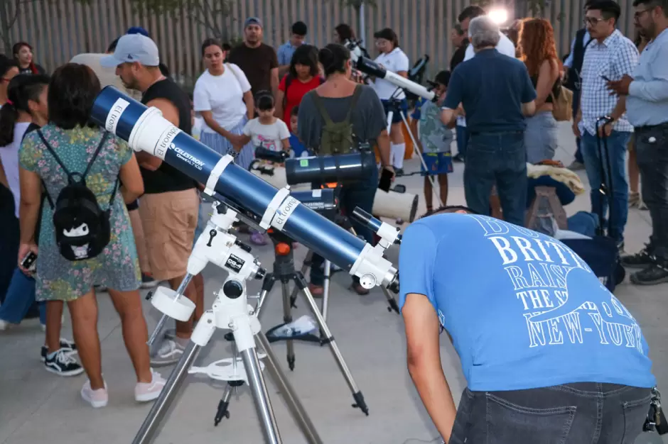 .