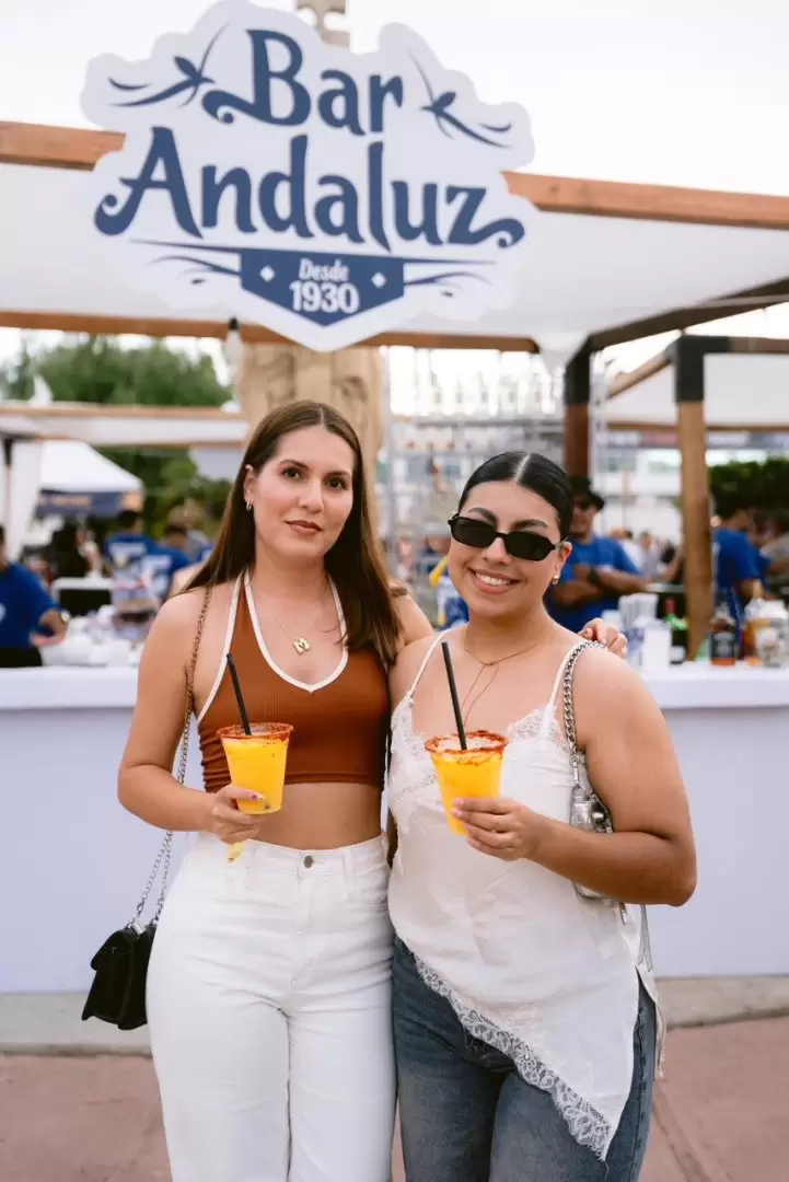 Ensenada celebró a lo grande 78 años de la Margarita en el Riviera.