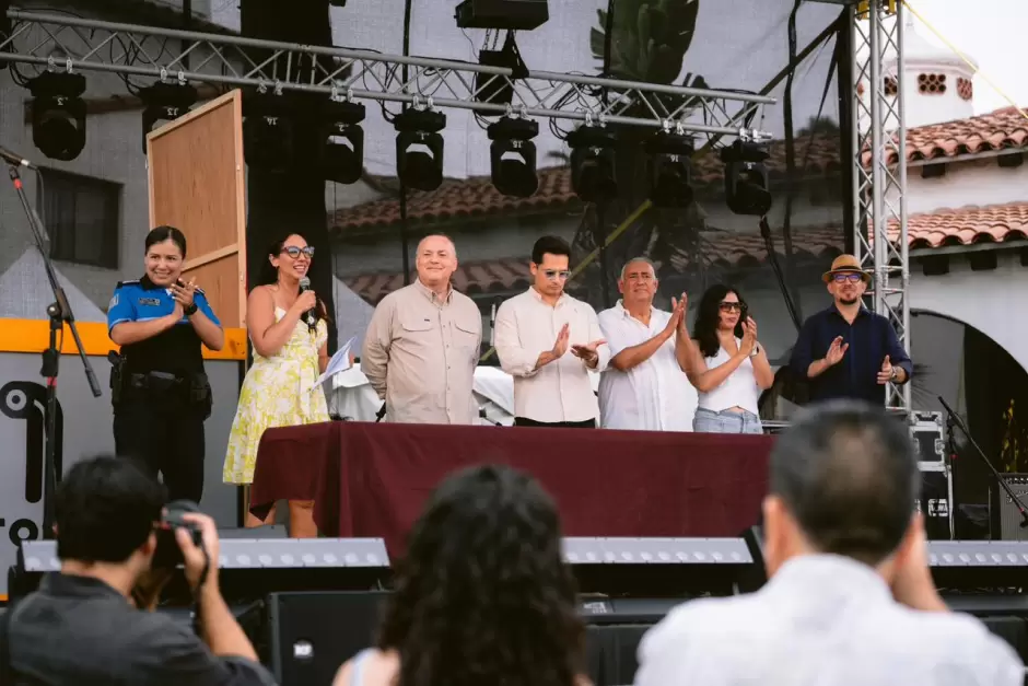 Ensenada celebró a lo grande 78 años de la Margarita en el Riviera.