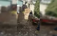 Atiende gobierno de Claudia Agat�n reporte ciudadano y retira m�s de 30 toneladas de basura en callej�n de servicio de Las Lomitas