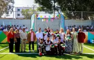 Asiste Abdiel Guti�rrez a entrega de obra de rehabilitaci�n de cancha de futbol en la Escuela Primaria Municipal Emma A. de Bustamante