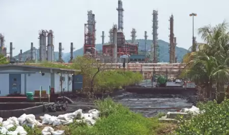 Refiner�a Salina Cruz