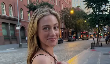 Lili Reinhart