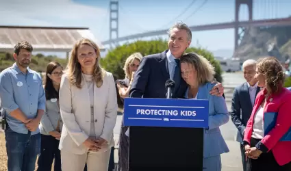 Gobernador Gavin Newsom