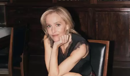 Gillian Anderson