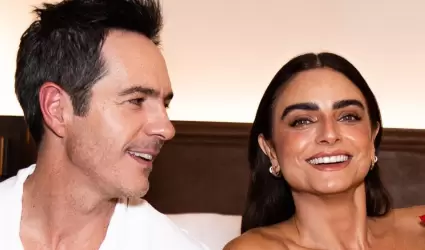 Aislinn Derbez, Mauricio Ochmann