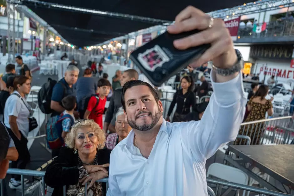Acompaña Burgueño a Sheinbaum en su visita a Tijuana por la gira 'Honestidad y Resultados'.