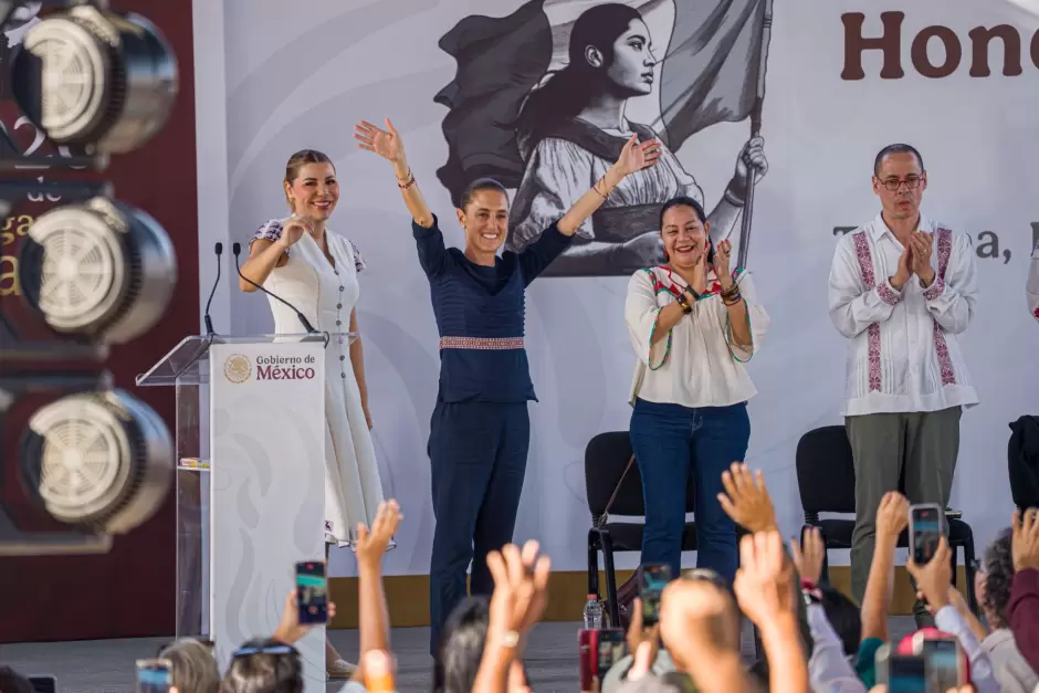 Acompaña Burgueño a Sheinbaum en su visita a Tijuana por la gira 'Honestidad y Resultados'.