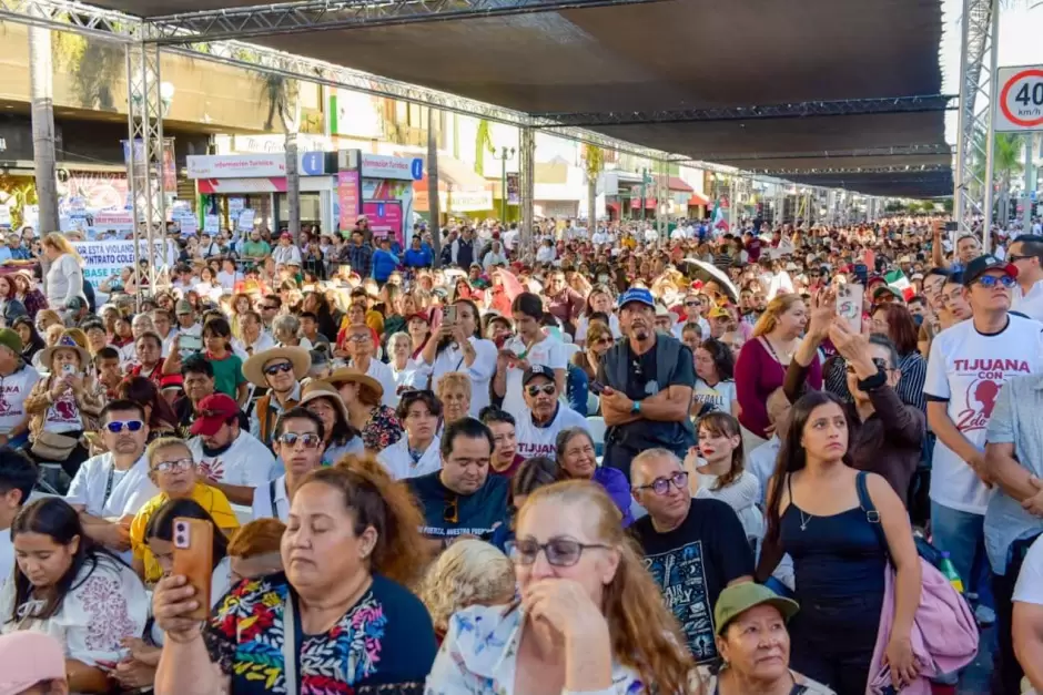 Acompaña Burgueño a Sheinbaum en su visita a Tijuana por la gira 'Honestidad y Resultados'.