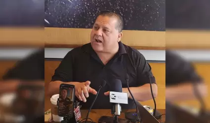 Humberto Vald�s Romero, presidente de la Federaci�n de Transporte y Experiencias