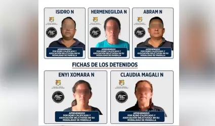 Elementos de polic�a detenidos en Rosamorada, Nayarit