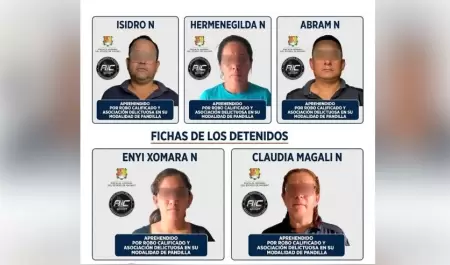 Elementos de polic�a detenidos en Rosamorada, Nayarit