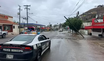 Gobierno de Claudia Agat�n mantiene operativos por tormenta Rachel; reportan inu