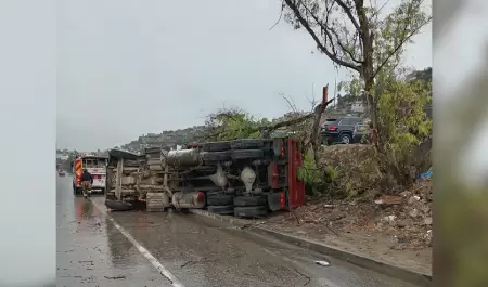 Bomberos de Tijuana atienden 55 emergencias en 24 horas