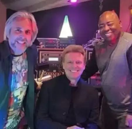 Luis Miguel en estudio