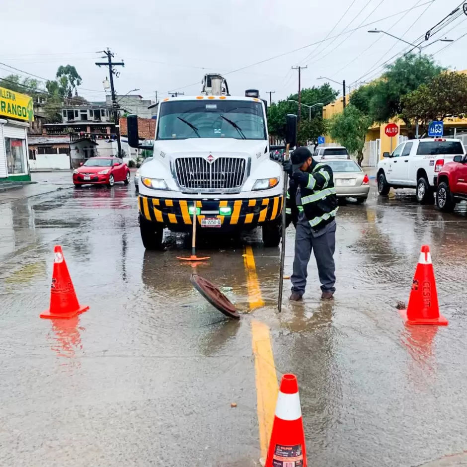 CESPT atiende efectos de las lluvias con desazolve, limpieza e inspecciones