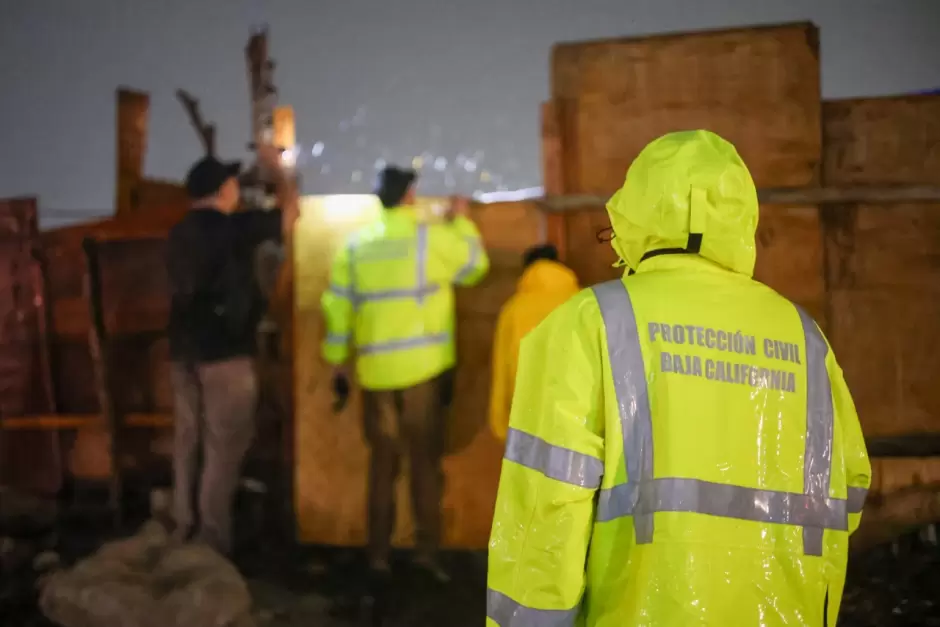 Reitera Gobierno de Baja California llamado a evacuar zonas de riesgo, como la canalización del río Tijuana, ante las lluvias