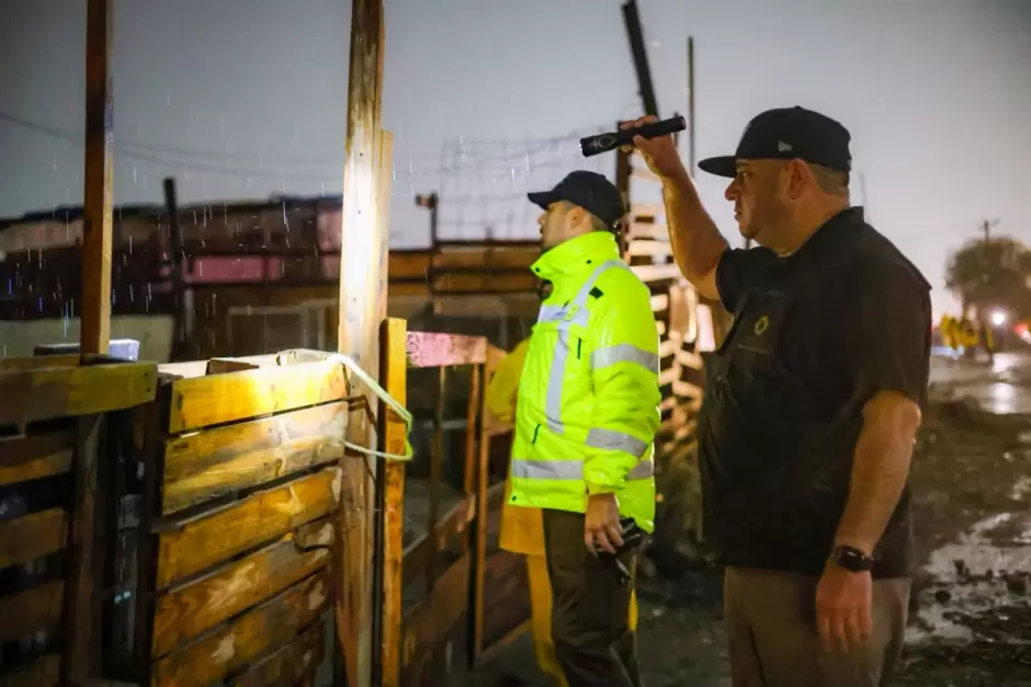 Reitera Gobierno de Baja California llamado a evacuar zonas de riesgo, como la canalización del río Tijuana, ante las lluvias