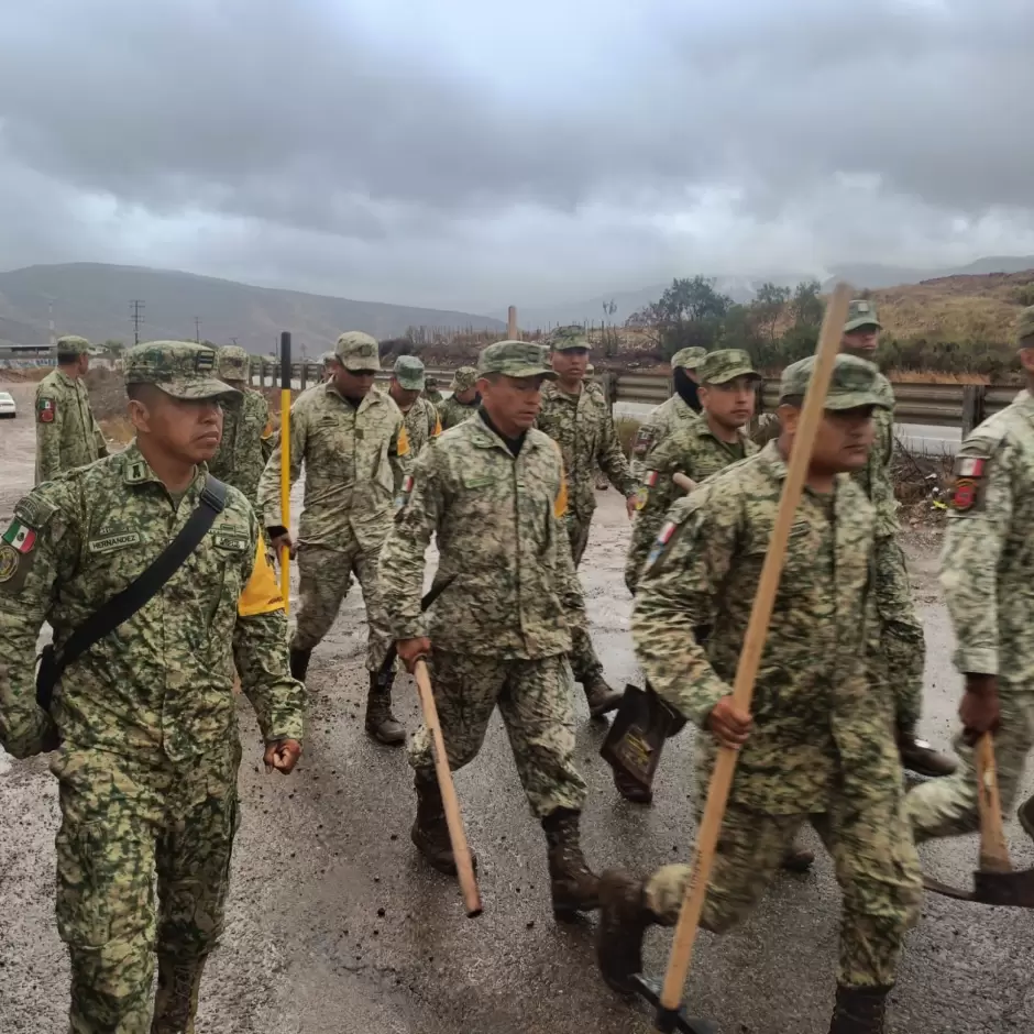 Contin�a b�squeda de 3 personas presuntamente arrastradas por corriente del arroyo El P�pila, Ensenada
