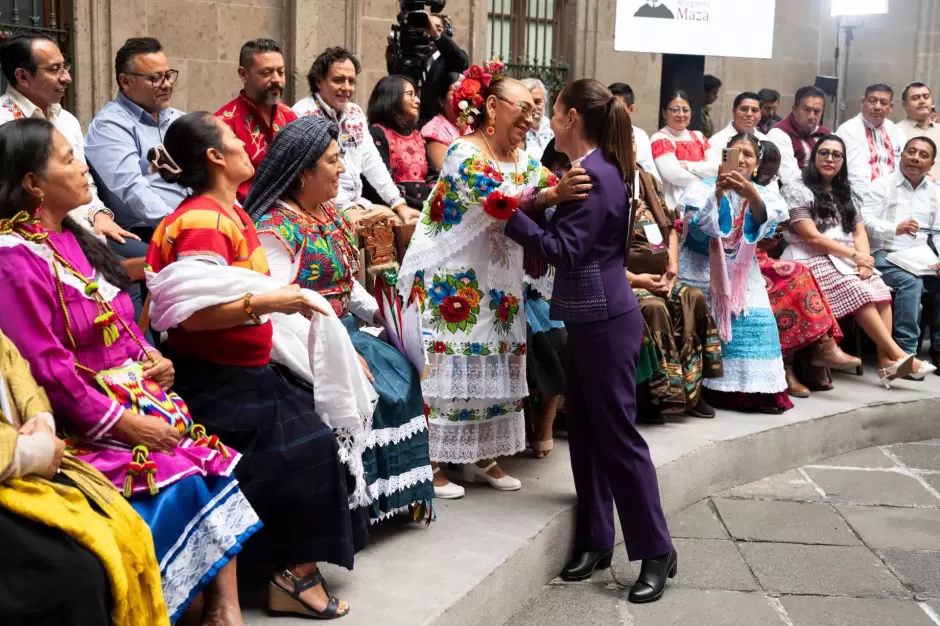 Sheinbaum amplía consulta para elaborar ley de derechos de pueblos indígenas y afromexicanos
