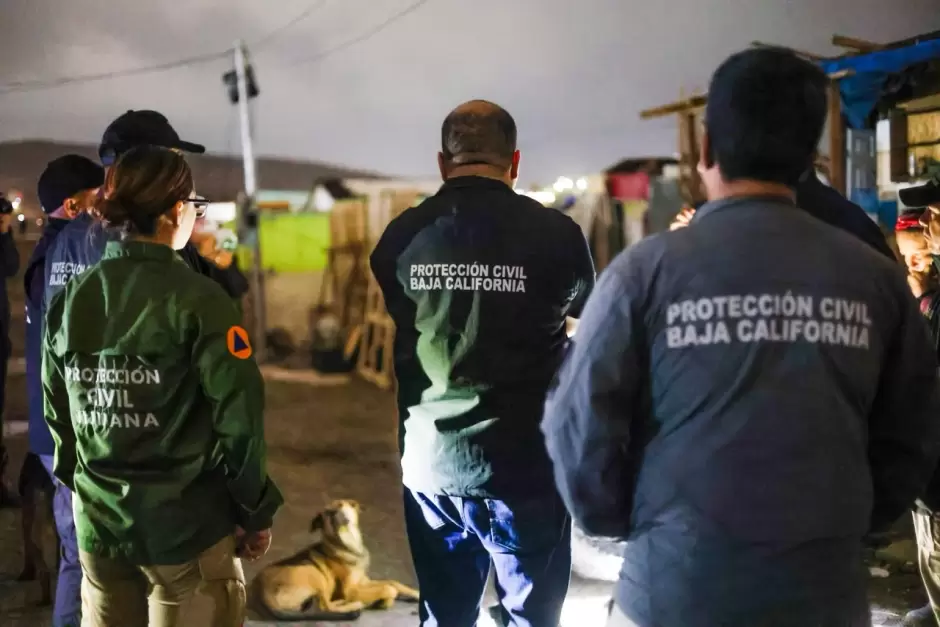 Verifica Gobierno de Baja California condiciones en asentamientos de la canalizaci�n del r�o Tijuana
