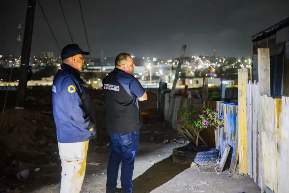 Verifica Gobierno de Baja California condiciones en asentamientos de la canalizaci�n del r�o Tijuana