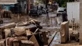 Supervisa Claudia Agat�n trabajos de limpieza y desazolve en colonia Revoluci�n 
