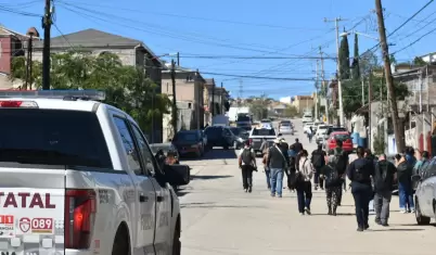 Periodistas se manifiestan en Tecate por agresi�n contra reportero