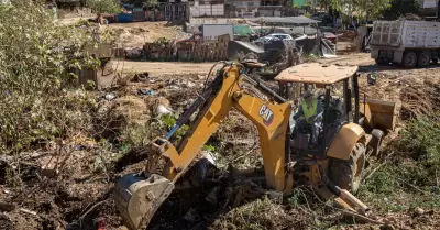 Acciones de limpieza en distintas colonias de Tijuana