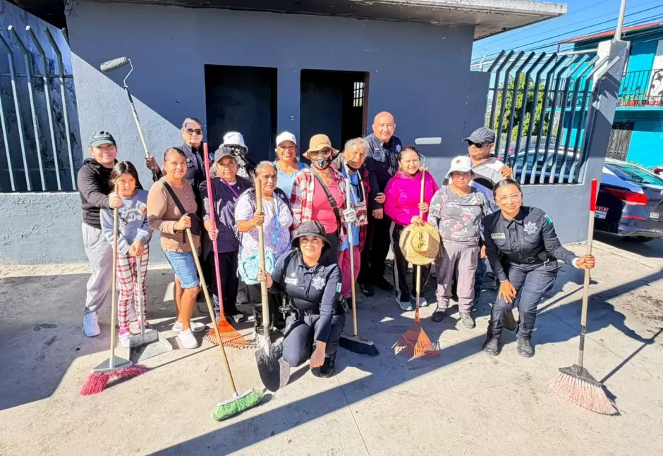Recupera SSPCM canchas deportivas y recolecta 300 kilos de basura en la colonia Tres de Octubre