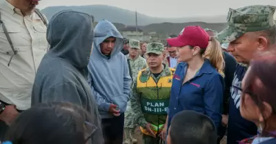 Gobierno de M�xico y Baja California acuerdan ruta de atenci�n para familias afe
